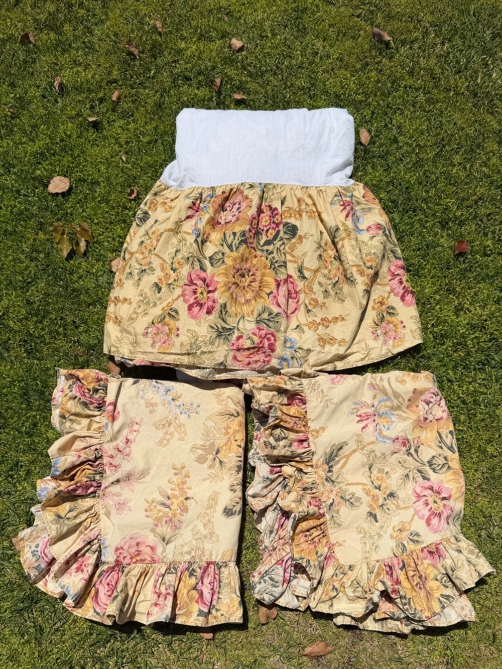 VTG Ralph Lauren Astor 3-Piece Ruffled Queen Bedding Set Tan Pink Floral USA 80s